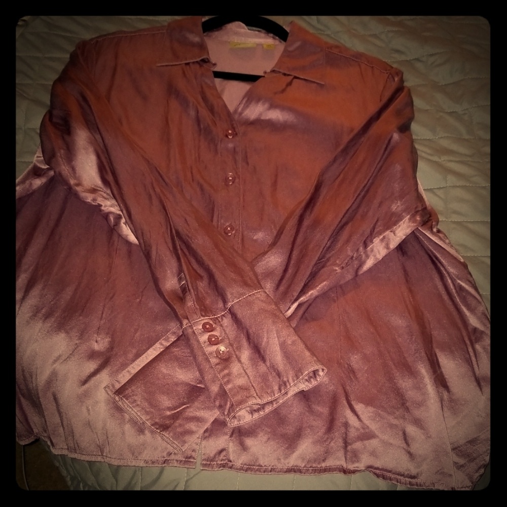 Silky long sleep blouse